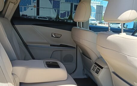 Toyota Venza I, 2010 год, 1 800 000 рублей, 16 фотография