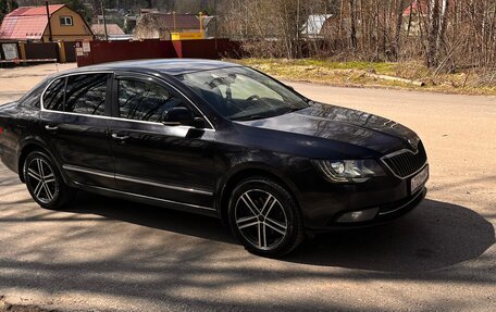 Skoda Superb III рестайлинг, 2014 год, 960 000 рублей, 2 фотография