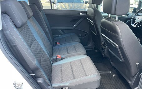 Volkswagen Touran III, 2019 год, 2 080 000 рублей, 11 фотография