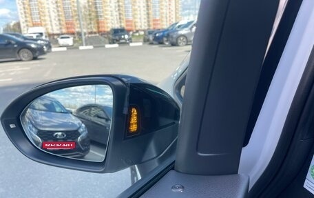 Volkswagen Touran III, 2019 год, 2 080 000 рублей, 15 фотография