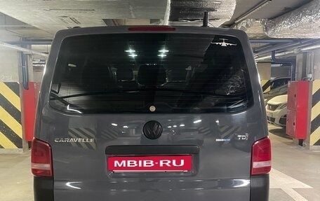 Volkswagen Caravelle T5, 2011 год, 1 900 000 рублей, 5 фотография