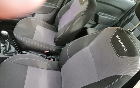 Renault Logan II, 2021 год, 1 350 000 рублей, 8 фотография