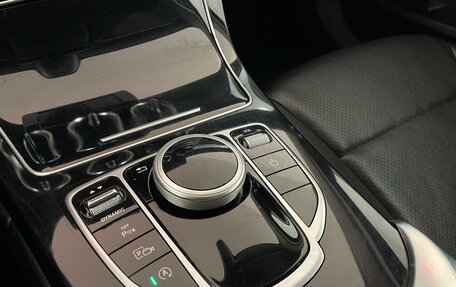 Mercedes-Benz C-Класс, 2019 год, 2 600 000 рублей, 17 фотография