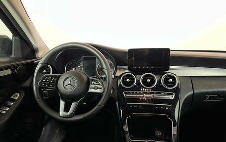 Mercedes-Benz C-Класс, 2019 год, 2 600 000 рублей, 13 фотография