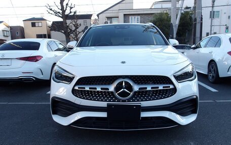 Mercedes-Benz GLA, 2023 год, 2 179 000 рублей, 2 фотография