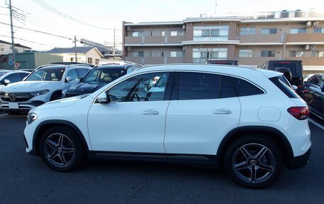 Mercedes-Benz GLA, 2023 год, 2 179 000 рублей, 10 фотография