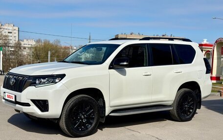 Toyota Land Cruiser Prado 150 рестайлинг 2, 2020 год, 5 400 000 рублей, 2 фотография