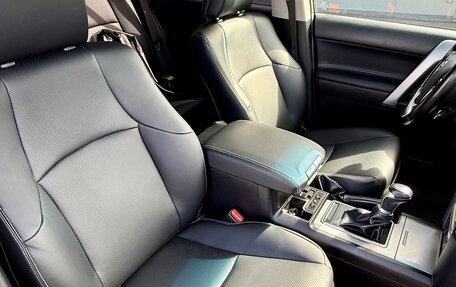 Toyota Land Cruiser Prado 150 рестайлинг 2, 2020 год, 5 400 000 рублей, 18 фотография