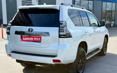 Toyota Land Cruiser Prado 150 рестайлинг 2, 2020 год, 5 400 000 рублей, 11 фотография