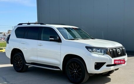 Toyota Land Cruiser Prado 150 рестайлинг 2, 2020 год, 5 400 000 рублей, 9 фотография