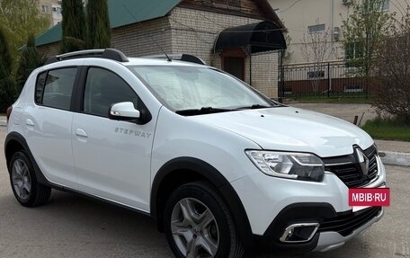 Renault Sandero II рестайлинг, 2020 год, 1 299 000 рублей, 3 фотография