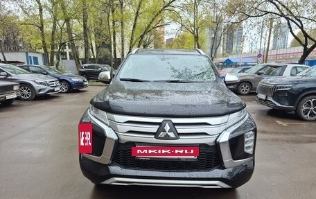 Mitsubishi Pajero Sport III рестайлинг, 2021 год, 3 990 000 рублей, 10 фотография