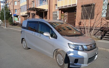 Honda Freed I, 2015 год, 1 500 000 рублей, 5 фотография
