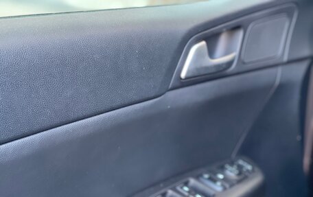 KIA Sportage IV рестайлинг, 2019 год, 2 100 000 рублей, 5 фотография