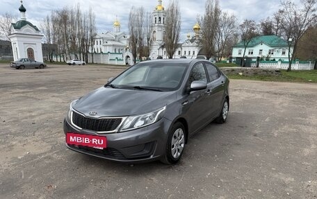 KIA Rio III рестайлинг, 2012 год, 960 000 рублей, 2 фотография