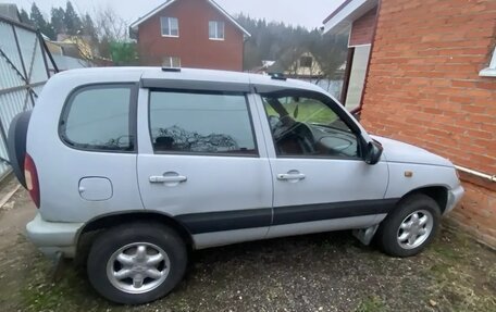 Chevrolet Niva I рестайлинг, 2003 год, 350 000 рублей, 4 фотография
