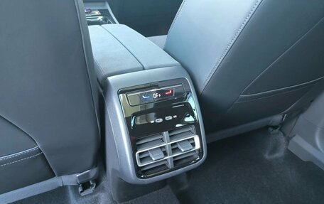 Volkswagen Tiguan, 2026 год, 4 850 000 рублей, 29 фотография