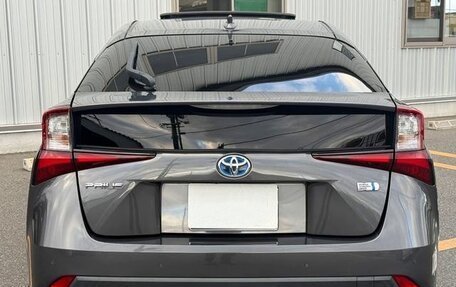 Toyota Prius IV XW50, 2023 год, 1 505 000 рублей, 3 фотография