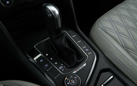 Volkswagen Tiguan II, 2020 год, 3 185 055 рублей, 18 фотография