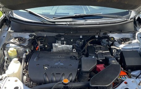 Mitsubishi Outlander III рестайлинг 3, 2011 год, 1 350 000 рублей, 12 фотография