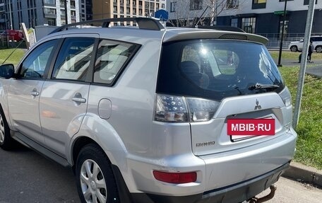 Mitsubishi Outlander III рестайлинг 3, 2011 год, 1 350 000 рублей, 3 фотография