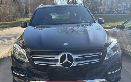 Mercedes-Benz GLE, 2015 год, 3 290 000 рублей, 5 фотография