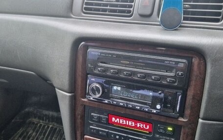 Toyota Camry, 1997 год, 550 000 рублей, 4 фотография