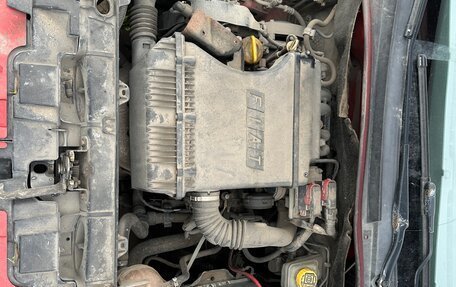 Fiat Punto III Punto Evo рестайлинг, 2007 год, 260 000 рублей, 23 фотография