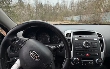 KIA cee'd I рестайлинг, 2011 год, 600 000 рублей, 8 фотография