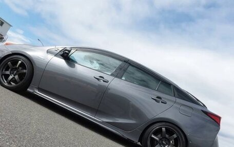 Toyota Prius IV XW50, 2023 год, 1 505 000 рублей, 11 фотография