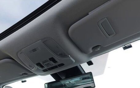 Toyota Prius IV XW50, 2023 год, 1 505 000 рублей, 38 фотография