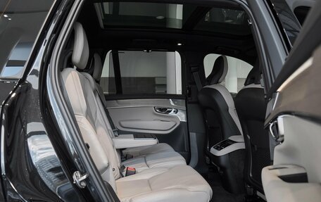 Volvo XC90 II рестайлинг, 2025 год, 10 500 000 рублей, 12 фотография