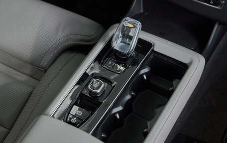 Volvo XC90 II рестайлинг, 2025 год, 10 500 000 рублей, 16 фотография