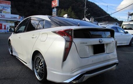 Toyota Prius IV XW50, 2023 год, 1 586 000 рублей, 8 фотография