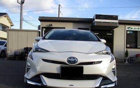 Toyota Prius IV XW50, 2023 год, 1 586 000 рублей, 2 фотография