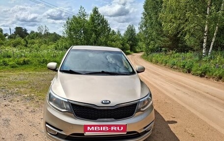 KIA Rio III рестайлинг, 2015 год, 1 200 000 рублей, 1 фотография