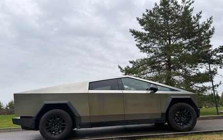 Tesla Cybertruck, 2024 год, 12 500 000 рублей, 6 фотография