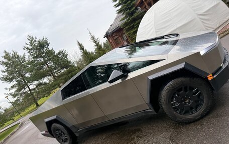 Tesla Cybertruck, 2024 год, 12 500 000 рублей, 20 фотография