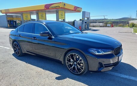 BMW 5 серия, 2021 год, 5 050 000 рублей, 16 фотография