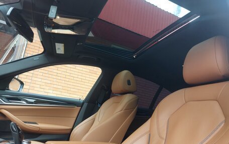 BMW 5 серия, 2021 год, 5 050 000 рублей, 21 фотография