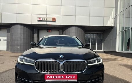 BMW 5 серия, 2021 год, 4 300 000 рублей, 11 фотография