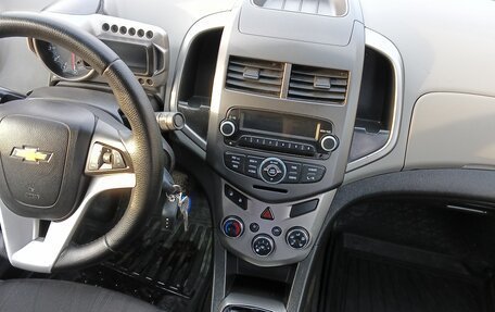 Chevrolet Aveo III, 2013 год, 580 000 рублей, 10 фотография