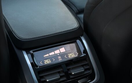 Volvo XC90 II рестайлинг, 2016 год, 4 300 000 рублей, 32 фотография