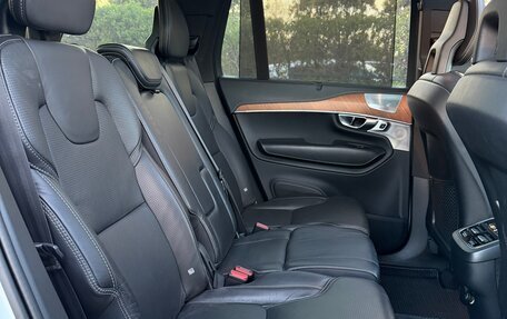 Volvo XC90 II рестайлинг, 2016 год, 4 300 000 рублей, 37 фотография