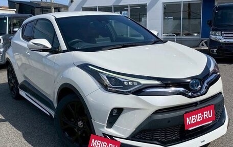 Toyota C-HR I рестайлинг, 2023 год, 1 572 000 рублей, 6 фотография