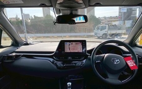 Toyota C-HR I рестайлинг, 2023 год, 1 572 000 рублей, 15 фотография