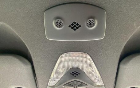 Toyota C-HR I рестайлинг, 2023 год, 1 572 000 рублей, 38 фотография