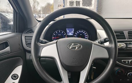 Hyundai Solaris II рестайлинг, 2013 год, 787 000 рублей, 11 фотография