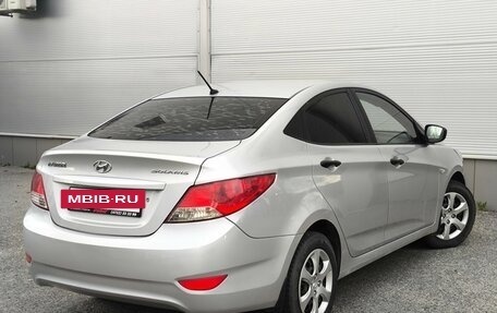 Hyundai Solaris II рестайлинг, 2013 год, 787 000 рублей, 2 фотография