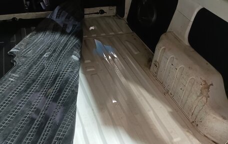 Peugeot Partner II рестайлинг 2, 1999 год, 310 000 рублей, 15 фотография